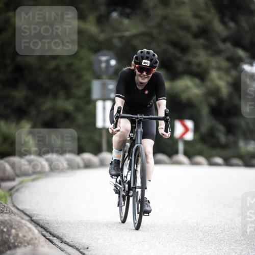 21.06.2026 - 29. Vierlanden-Triathlon H.Heesch http://msf.ph/oto/9874746 21.06.2026 12:18:13 Radfahren 276, 821, 838, 860 meine-sportfotos.de
