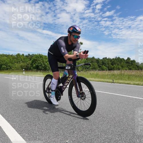 21.06.2026 - Viking Triathlon Michael Burmester http://msf.ph/oto/9874768 21.06.2026 12:54:15 Radfahren 107, 154, 220, 286, 296, 376, 414, 560, 574, 625 meine-sportfotos.de