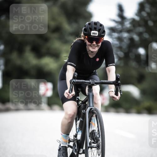 21.06.2026 - 29. Vierlanden-Triathlon H.Heesch http://msf.ph/oto/9874798 21.06.2026 12:18:14 Radfahren 276, 821, 838, 860 meine-sportfotos.de