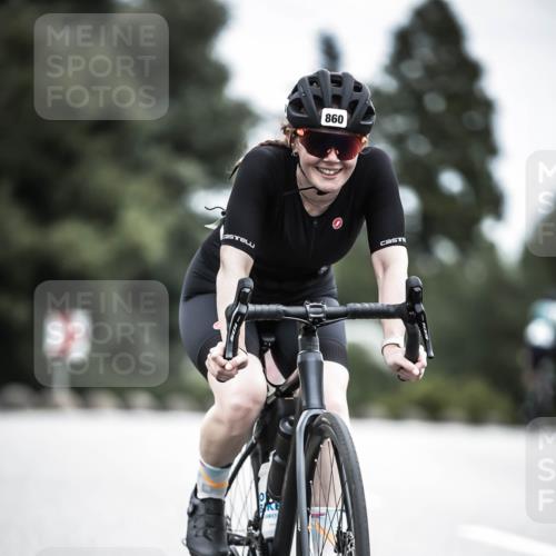 21.06.2026 - 29. Vierlanden-Triathlon H.Heesch http://msf.ph/oto/9874812 21.06.2026 12:18:14 Radfahren 276, 821, 838, 860 meine-sportfotos.de
