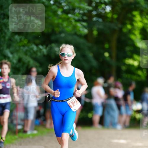 21.06.2026 - 29. Vierlanden-Triathlon LAZAROV Photography http://msf.ph/oto/9874828 21.06.2026 15:09:04 Laufen 55, 615, 123 meine-sportfotos.de