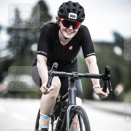 21.06.2026 - 29. Vierlanden-Triathlon H.Heesch http://msf.ph/oto/9874836 21.06.2026 12:18:14 Radfahren 276, 821, 838, 860 meine-sportfotos.de