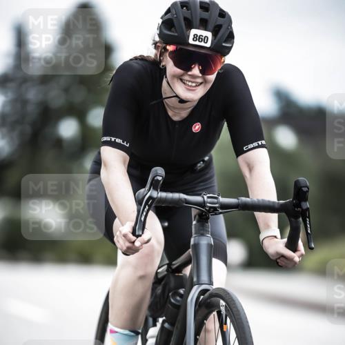 21.06.2026 - 29. Vierlanden-Triathlon H.Heesch http://msf.ph/oto/9874839 21.06.2026 12:18:14 Radfahren 276, 821, 838, 860 meine-sportfotos.de