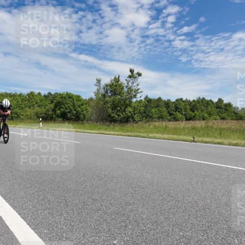 21.06.2026 - Viking Triathlon Michael Burmester http://msf.ph/oto/9874853 21.06.2026 12:55:24 Radfahren 111, 116, 344, 541 meine-sportfotos.de