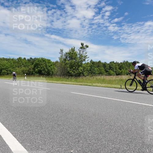 21.06.2026 - Viking Triathlon Michael Burmester http://msf.ph/oto/9874893 21.06.2026 12:55:55 Radfahren 56, 172, 247, 485, 567 meine-sportfotos.de