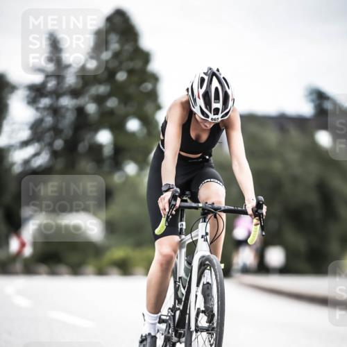 21.06.2026 - 29. Vierlanden-Triathlon H.Heesch http://msf.ph/oto/9874936 21.06.2026 12:18:26 Radfahren 813, 865 meine-sportfotos.de