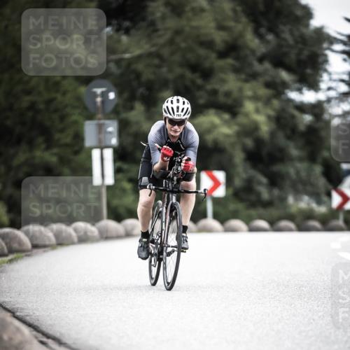 21.06.2026 - 29. Vierlanden-Triathlon H.Heesch http://msf.ph/oto/9874981 21.06.2026 12:19:31 Radfahren 649, 793 meine-sportfotos.de