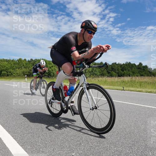 21.06.2026 - Viking Triathlon Michael Burmester http://msf.ph/oto/9874993 21.06.2026 12:57:36 Radfahren 77, 85, 88, 93, 141, 199, 274, 315, 393, 403, 492, 497 meine-sportfotos.de