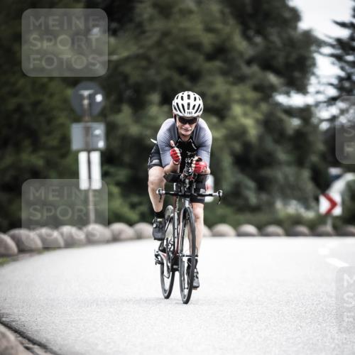 21.06.2026 - 29. Vierlanden-Triathlon H.Heesch http://msf.ph/oto/9875000 21.06.2026 12:19:31 Radfahren 649, 793 meine-sportfotos.de