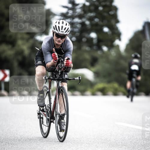 21.06.2026 - 29. Vierlanden-Triathlon H.Heesch http://msf.ph/oto/9875052 21.06.2026 12:19:32 Radfahren 649, 793 meine-sportfotos.de