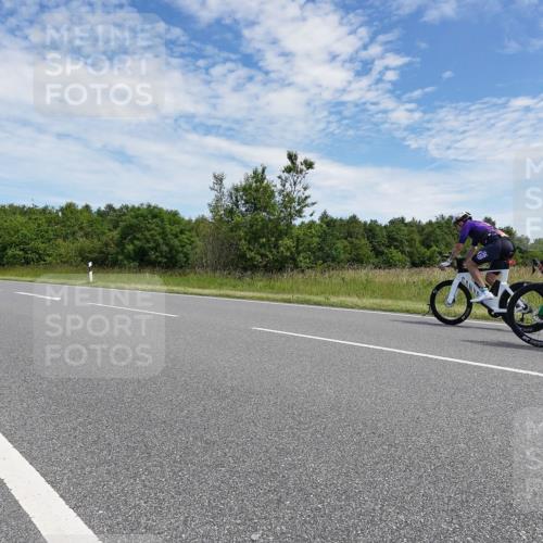 21.06.2026 - Viking Triathlon Michael Burmester http://msf.ph/oto/9875058 21.06.2026 12:58:24 Radfahren 96, 96, 167, 244, 562, 646 meine-sportfotos.de