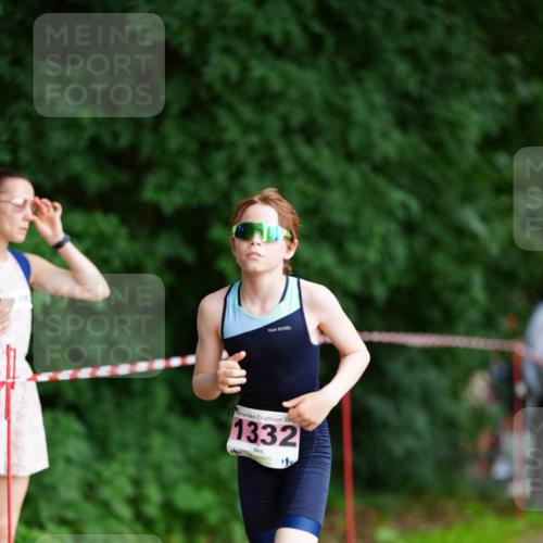 21.06.2026 - 29. Vierlanden-Triathlon LAZAROV Photography http://msf.ph/oto/9875077 21.06.2026 15:10:59 Laufen 200, 1332 meine-sportfotos.de