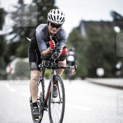 21.06.2026 - 29. Vierlanden-Triathlon H.Heesch http://msf.ph/oto/9875084 21.06.2026 12:19:32 Radfahren 649, 793 meine-sportfotos.de