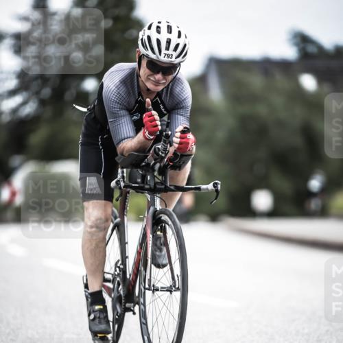 21.06.2026 - 29. Vierlanden-Triathlon H.Heesch http://msf.ph/oto/9875087 21.06.2026 12:19:32 Radfahren 649, 793 meine-sportfotos.de