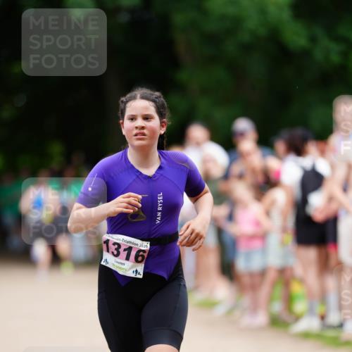 21.06.2026 - 29. Vierlanden-Triathlon LAZAROV Photography http://msf.ph/oto/9875159 21.06.2026 15:11:39 Laufen 2026, 1316 meine-sportfotos.de