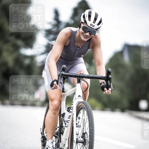 21.06.2026 - 29. Vierlanden-Triathlon H.Heesch http://msf.ph/oto/9875203 21.06.2026 12:19:51 Radfahren 731, 807, 832 meine-sportfotos.de
