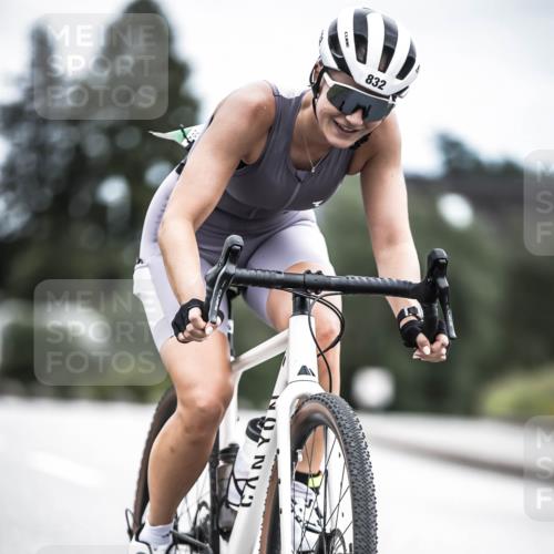 21.06.2026 - 29. Vierlanden-Triathlon H.Heesch http://msf.ph/oto/9875218 21.06.2026 12:19:51 Radfahren 731, 807, 832 meine-sportfotos.de