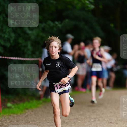 21.06.2026 - 29. Vierlanden-Triathlon LAZAROV Photography http://msf.ph/oto/9875249 21.06.2026 15:12:31 Laufen 1298 meine-sportfotos.de