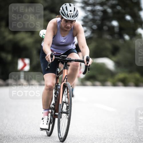 21.06.2026 - 29. Vierlanden-Triathlon H.Heesch http://msf.ph/oto/9875259 21.06.2026 12:20:45 Radfahren 830, 853 meine-sportfotos.de