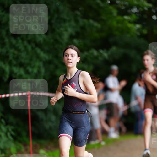 21.06.2026 - 29. Vierlanden-Triathlon LAZAROV Photography http://msf.ph/oto/9875273 21.06.2026 15:12:35 Laufen  meine-sportfotos.de