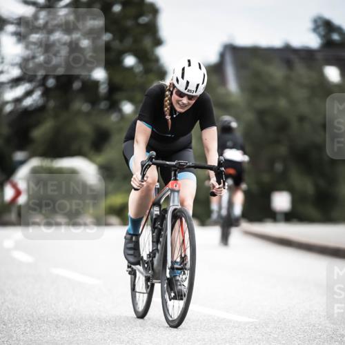 21.06.2026 - 29. Vierlanden-Triathlon H.Heesch http://msf.ph/oto/9875284 21.06.2026 12:20:46 Radfahren 830, 853 meine-sportfotos.de
