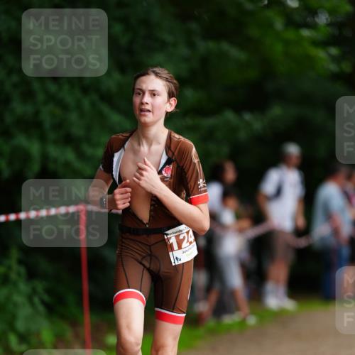 21.06.2026 - 29. Vierlanden-Triathlon LAZAROV Photography http://msf.ph/oto/9875285 21.06.2026 15:12:36 Laufen 124 meine-sportfotos.de