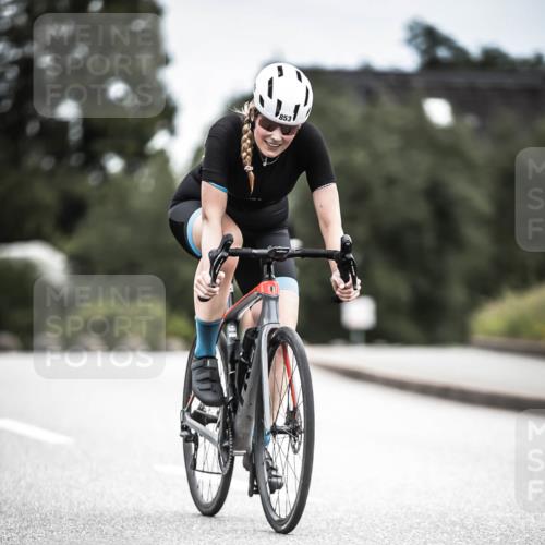 21.06.2026 - 29. Vierlanden-Triathlon H.Heesch http://msf.ph/oto/9875296 21.06.2026 12:20:46 Radfahren 830, 853 meine-sportfotos.de