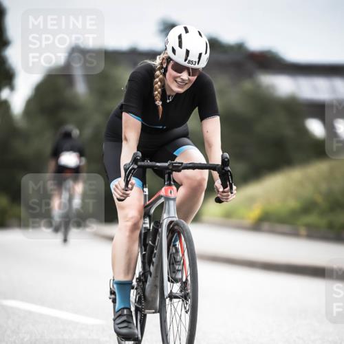 21.06.2026 - 29. Vierlanden-Triathlon H.Heesch http://msf.ph/oto/9875315 21.06.2026 12:20:47 Radfahren 830, 853 meine-sportfotos.de