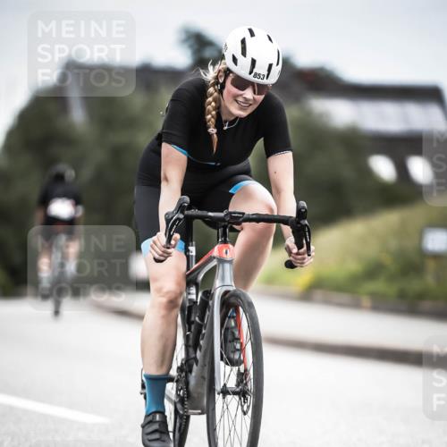 21.06.2026 - 29. Vierlanden-Triathlon H.Heesch http://msf.ph/oto/9875319 21.06.2026 12:20:47 Radfahren 830, 853 meine-sportfotos.de