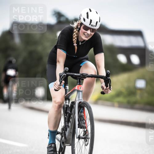 21.06.2026 - 29. Vierlanden-Triathlon H.Heesch http://msf.ph/oto/9875325 21.06.2026 12:20:47 Radfahren 830, 853 meine-sportfotos.de