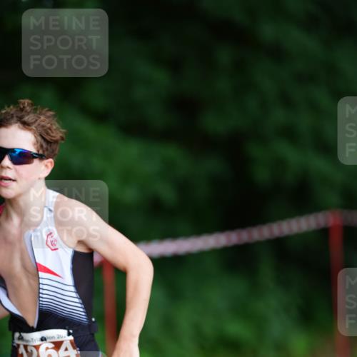 21.06.2026 - 29. Vierlanden-Triathlon LAZAROV Photography http://msf.ph/oto/9875334 21.06.2026 15:12:57 Laufen 24, 1264 meine-sportfotos.de