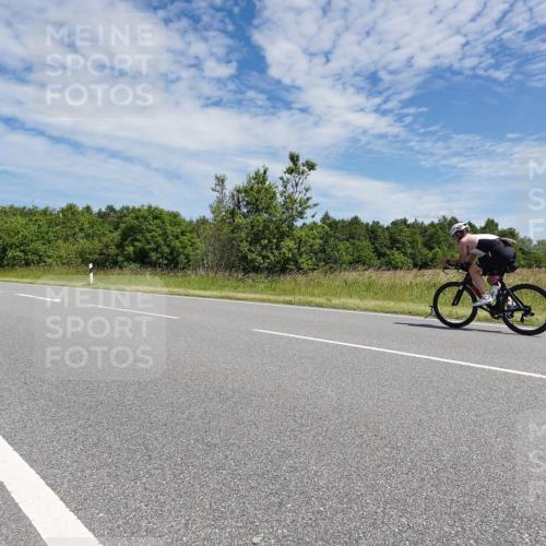 21.06.2026 - Viking Triathlon Michael Burmester http://msf.ph/oto/9875347 21.06.2026 13:04:16 Radfahren 498, 550, 624 meine-sportfotos.de