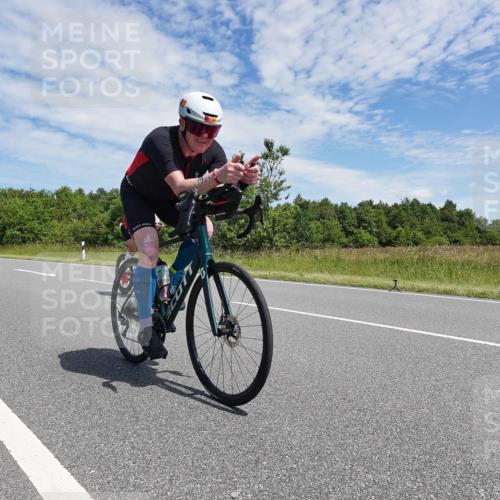 21.06.2026 - Viking Triathlon Michael Burmester http://msf.ph/oto/9875402 21.06.2026 13:06:15 Radfahren 231, 253, 264, 347, 421, 469, 509 meine-sportfotos.de