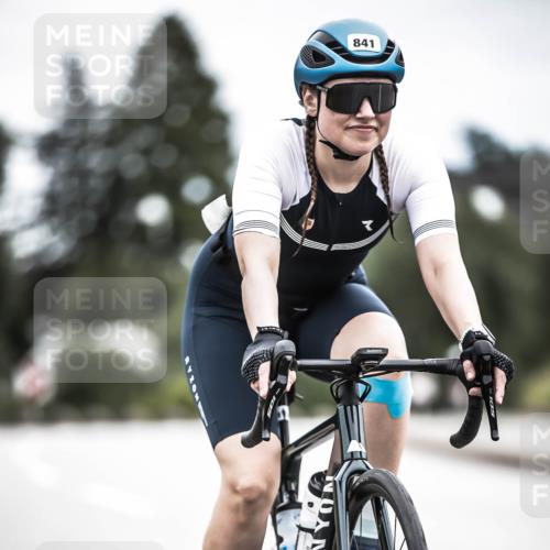 21.06.2026 - 29. Vierlanden-Triathlon H.Heesch http://msf.ph/oto/9875474 21.06.2026 12:22:11 Radfahren 687, 737, 841, 850 meine-sportfotos.de