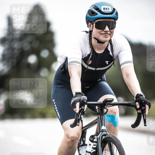 21.06.2026 - 29. Vierlanden-Triathlon H.Heesch http://msf.ph/oto/9875478 21.06.2026 12:22:11 Radfahren 687, 737, 841, 850 meine-sportfotos.de