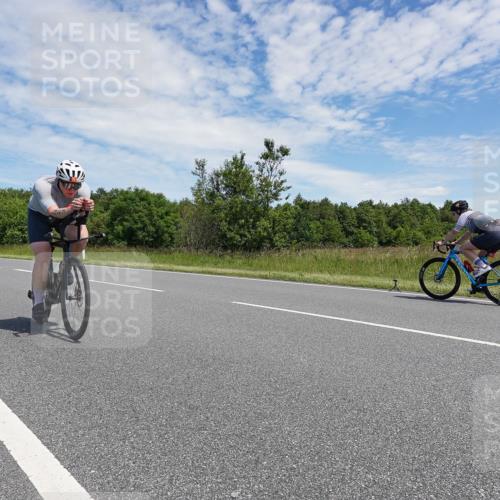 21.06.2026 - Viking Triathlon Michael Burmester http://msf.ph/oto/9875502 21.06.2026 13:07:52 Radfahren 143, 329, 538, 577, 650 meine-sportfotos.de