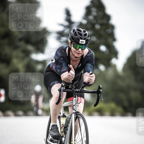 21.06.2026 - 29. Vierlanden-Triathlon H.Heesch http://msf.ph/oto/9875524 21.06.2026 12:23:12 Radfahren 851 meine-sportfotos.de