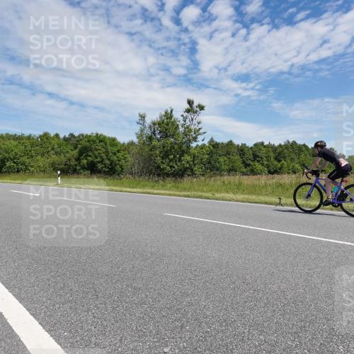 21.06.2026 - Viking Triathlon Michael Burmester http://msf.ph/oto/9875569 21.06.2026 13:09:25 Radfahren 223, 388, 563, 602, 656 meine-sportfotos.de