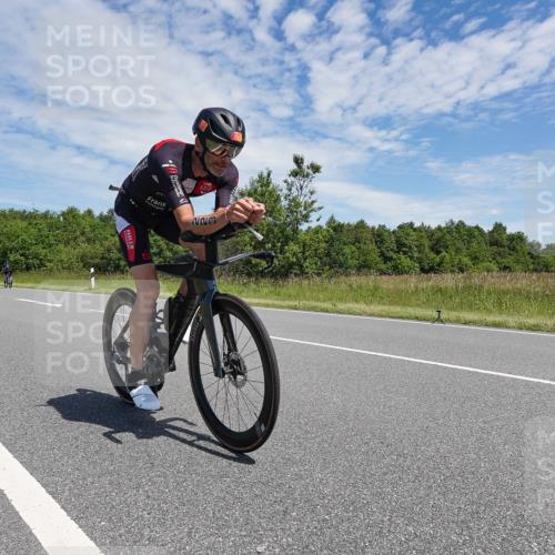 21.06.2026 - Viking Triathlon Michael Burmester http://msf.ph/oto/9875578 21.06.2026 13:09:29 Radfahren 223, 388, 563, 602, 656 meine-sportfotos.de