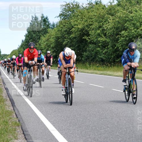 21.06.2026 - Viking Triathlon Michael Burmester http://msf.ph/oto/9875584 21.06.2026 12:52:33 Radfahren 63, 64, 75, 87, 89, 95, 118, 162, 198, 275, 302, 411, 459, 460, 464, 490, 522, 552, 619 meine-sportfotos.de