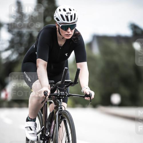 21.06.2026 - 29. Vierlanden-Triathlon H.Heesch http://msf.ph/oto/9875606 21.06.2026 12:23:20 Radfahren 864 meine-sportfotos.de