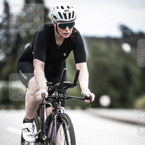 21.06.2026 - 29. Vierlanden-Triathlon H.Heesch http://msf.ph/oto/9875613 21.06.2026 12:23:20 Radfahren 864 meine-sportfotos.de