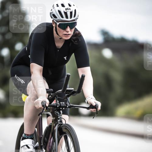 21.06.2026 - 29. Vierlanden-Triathlon H.Heesch http://msf.ph/oto/9875621 21.06.2026 12:23:20 Radfahren 864 meine-sportfotos.de