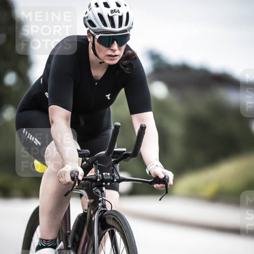 21.06.2026 - 29. Vierlanden-Triathlon H.Heesch http://msf.ph/oto/9875625 21.06.2026 12:23:20 Radfahren 864 meine-sportfotos.de
