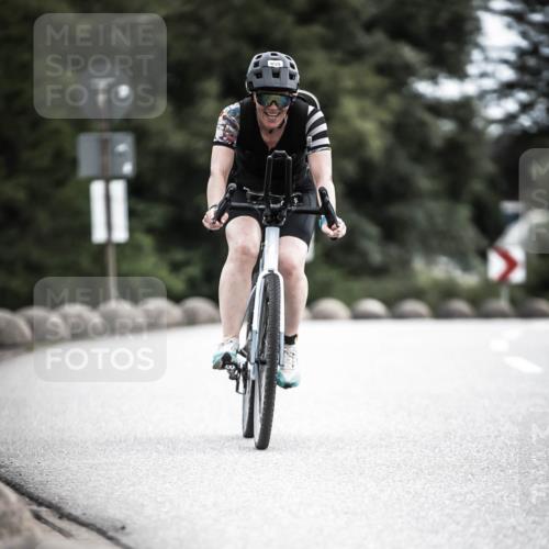 21.06.2026 - 29. Vierlanden-Triathlon H.Heesch http://msf.ph/oto/9875638 21.06.2026 12:24:00 Radfahren 720, 780, 855 meine-sportfotos.de