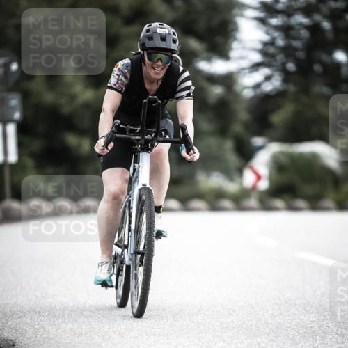 21.06.2026 - 29. Vierlanden-Triathlon H.Heesch http://msf.ph/oto/9875665 21.06.2026 12:24:00 Radfahren 720, 780, 855 meine-sportfotos.de