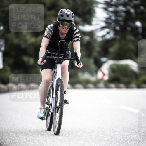 21.06.2026 - 29. Vierlanden-Triathlon H.Heesch http://msf.ph/oto/9875667 21.06.2026 12:24:00 Radfahren 720, 780, 855 meine-sportfotos.de