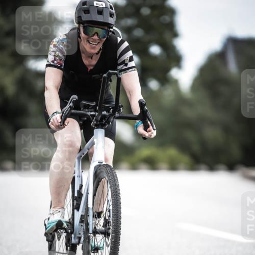 21.06.2026 - 29. Vierlanden-Triathlon H.Heesch http://msf.ph/oto/9875722 21.06.2026 12:24:01 Radfahren 780, 855 meine-sportfotos.de