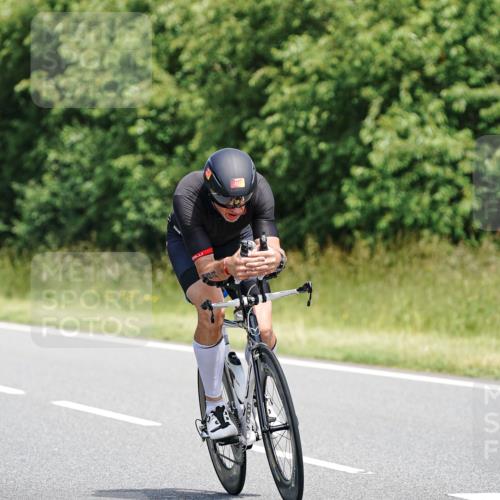 21.06.2026 - Viking Triathlon Michael Burmester http://msf.ph/oto/9875788 21.06.2026 12:52:59 Radfahren 24, 84, 97, 224, 269, 275, 302, 305, 382, 484, 618 meine-sportfotos.de