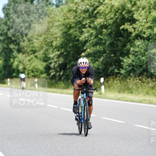 21.06.2026 - Viking Triathlon Michael Burmester http://msf.ph/oto/9875800 21.06.2026 12:53:01 Radfahren 24, 84, 97, 224, 269, 305, 382, 484, 618 meine-sportfotos.de